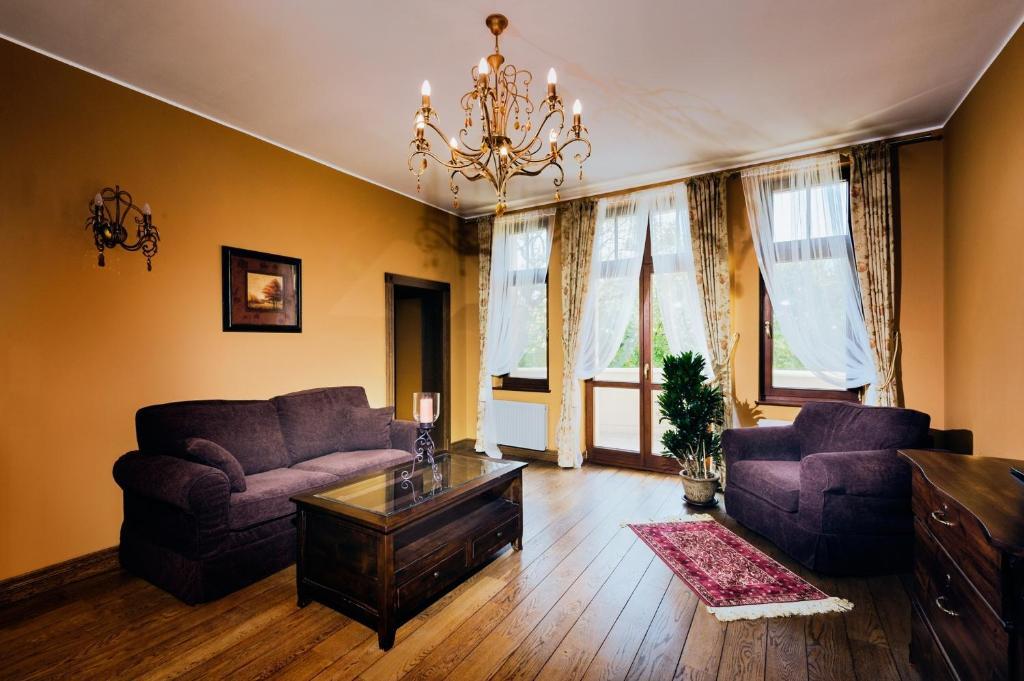 Villa Cztery Pory Roku Zbaszynek Ruang foto