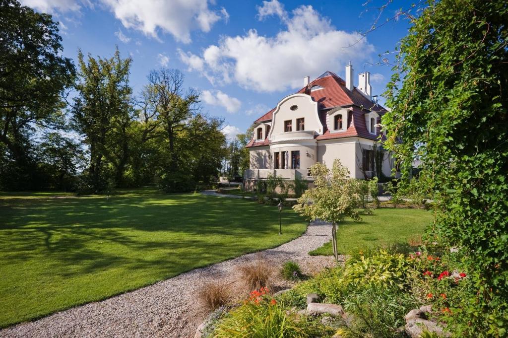 Villa Cztery Pory Roku Zbaszynek Bagian luar foto