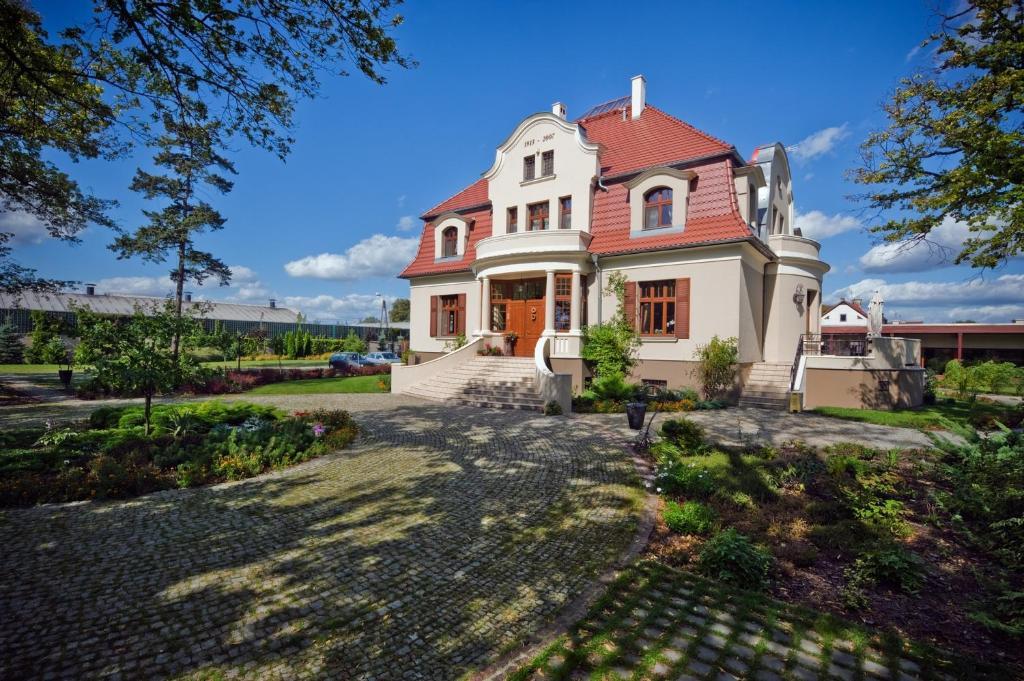 Villa Cztery Pory Roku Zbaszynek Bagian luar foto