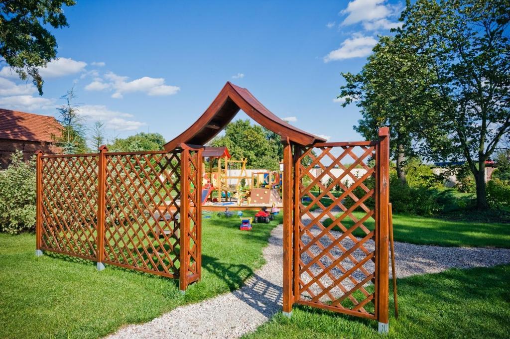Villa Cztery Pory Roku Zbaszynek Bagian luar foto