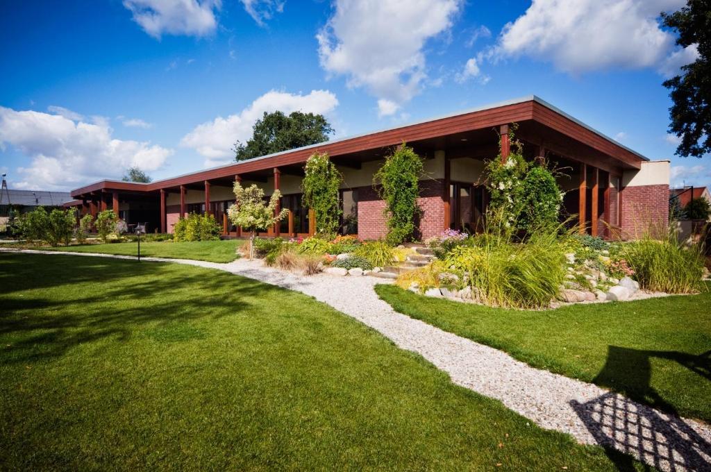 Villa Cztery Pory Roku Zbaszynek Bagian luar foto