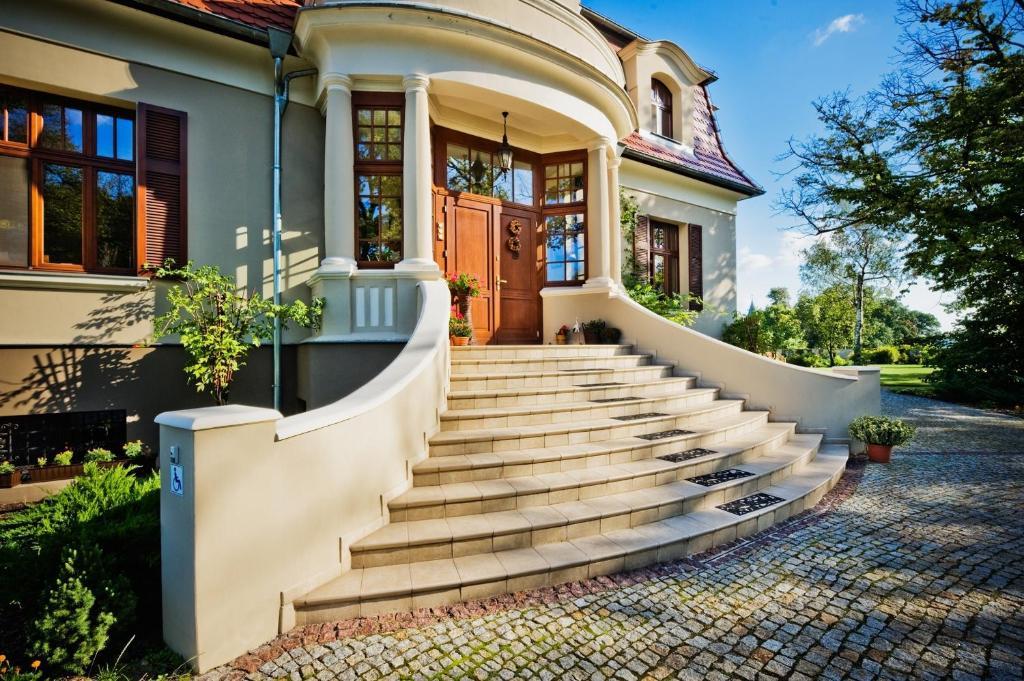 Villa Cztery Pory Roku Zbaszynek Bagian luar foto