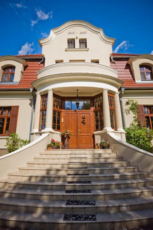 Villa Cztery Pory Roku Zbaszynek Bagian luar foto