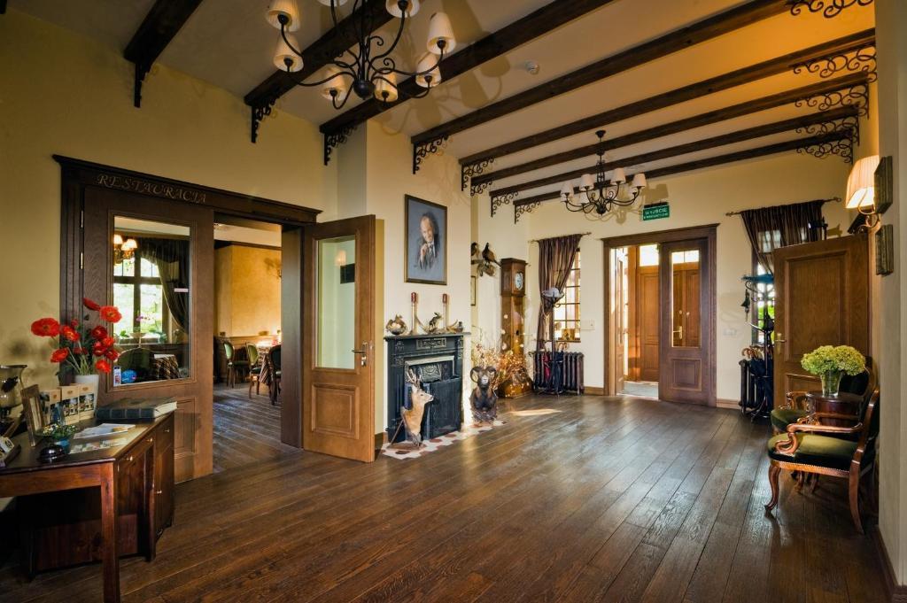 Villa Cztery Pory Roku Zbaszynek Bagian luar foto
